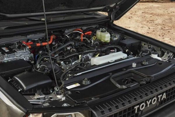 Động xăng tăng áp dung tích 2.4L có mã hiệu T24A-FTS